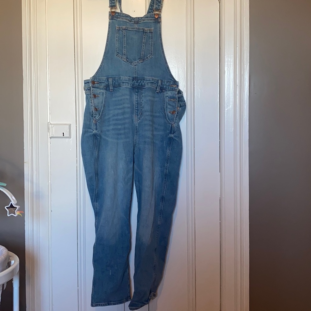 Old navy size 16 overalls